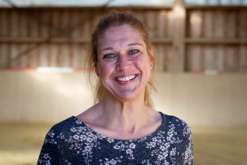 Portraitfoto von Anja Meyer, Redakteurin und Medientrainerin bei AV22